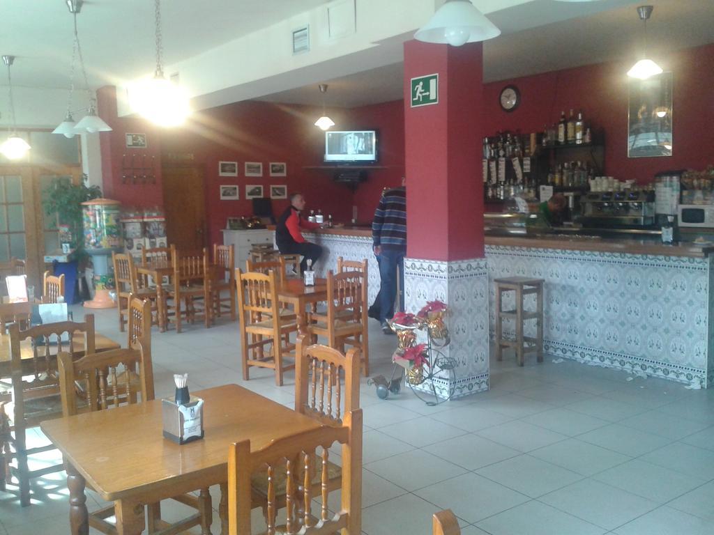 Hostal Restaurante Los Bronces Riópar Exteriör bild