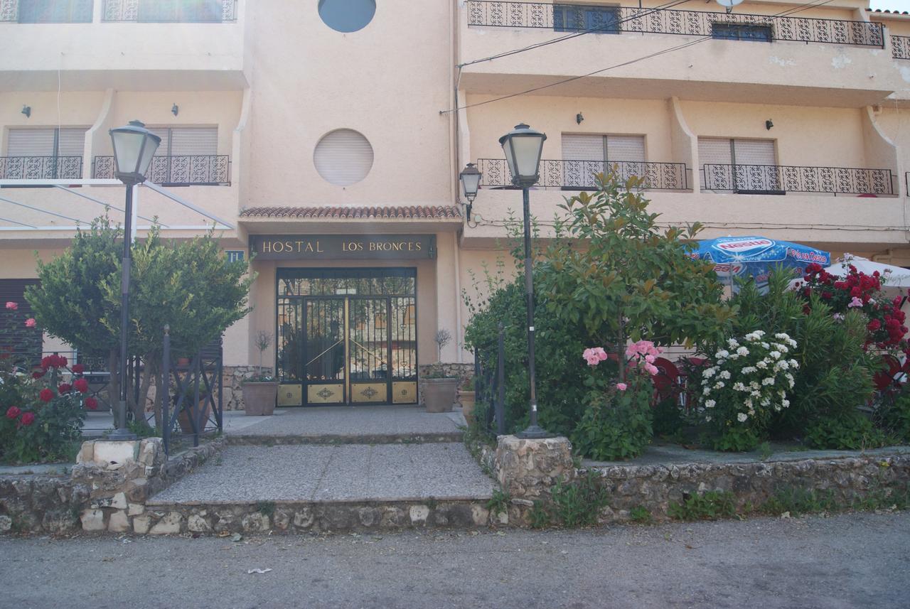 Hostal Restaurante Los Bronces Riópar Exteriör bild